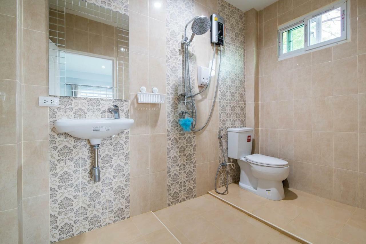 Pitchayapa Pool Villa